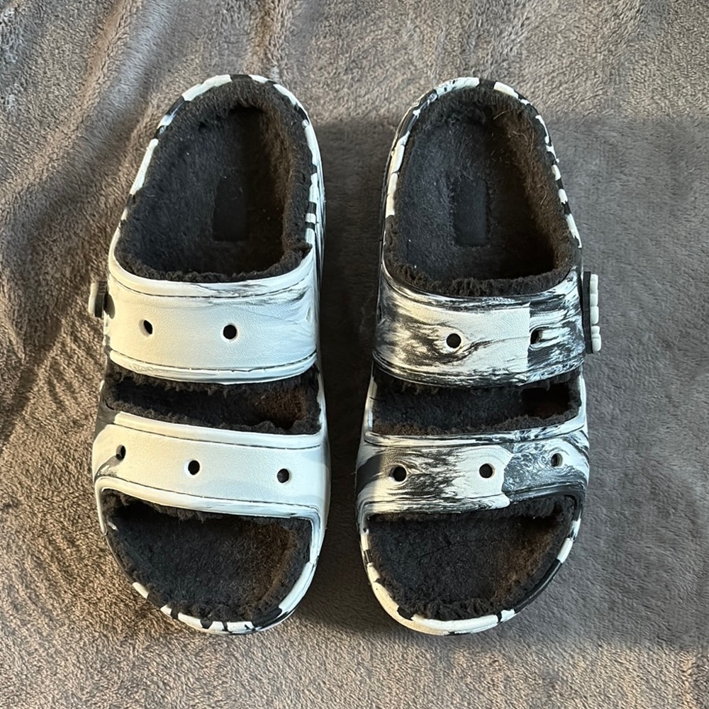 CROCS Classic slide platform sandal